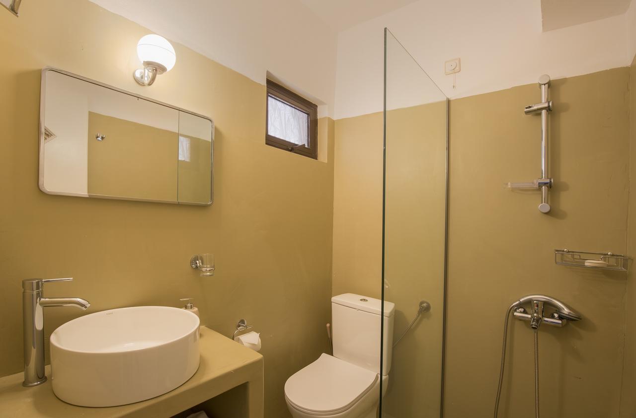 Pefkides Aegina Boutique Apartments Agia Marina  Exterior photo